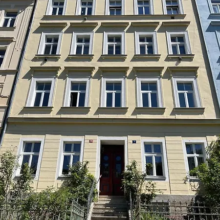Pohoda - Dvojluzkovy, V Lazenskem Centru Apartment Karlovy Vary
